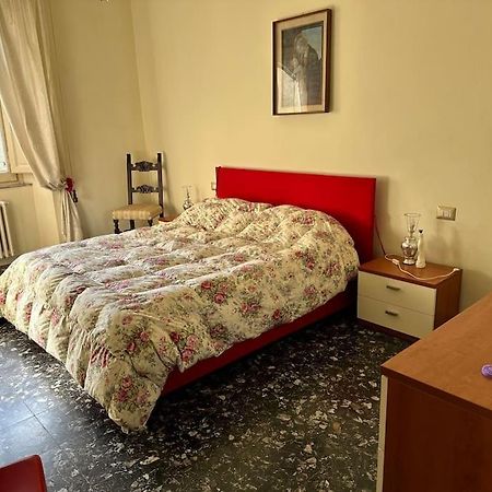 Appartamento Vicino Al Centro Pistoia Bagian luar foto